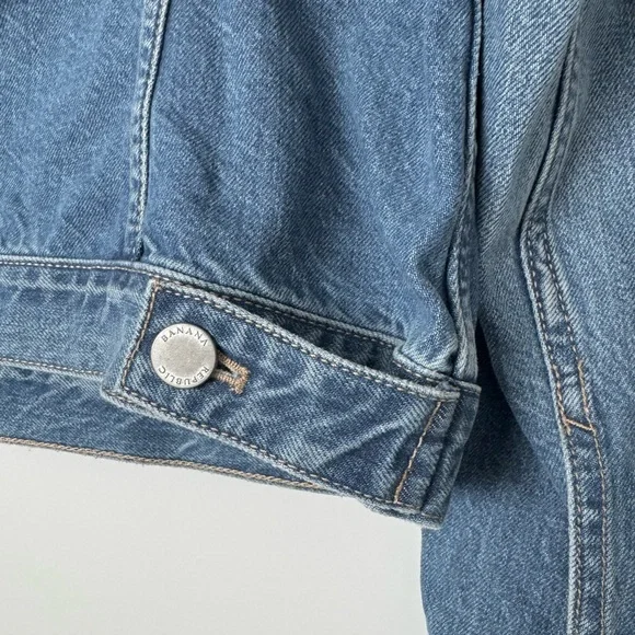 Banana Republic Classic Blue Denim Jacket - Picture 8 of 8